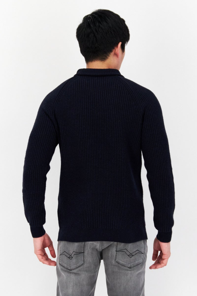 Lyle & Scott سويت شيرت رجالي بياقة مرتفعة بشعار العلامة التجارية، أزرق داكن - Image 2