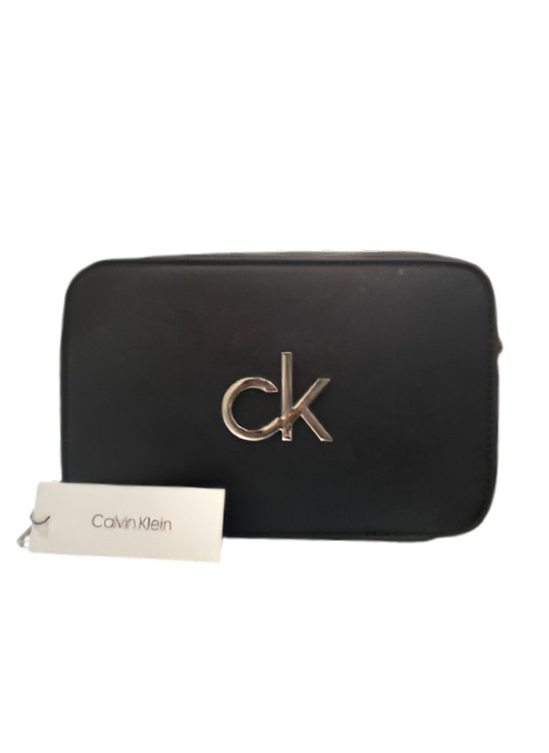 CALVIN KLEIN JEANS PLUS Calvin Klein Jeans Crossbody Bag For Women  - Image 2