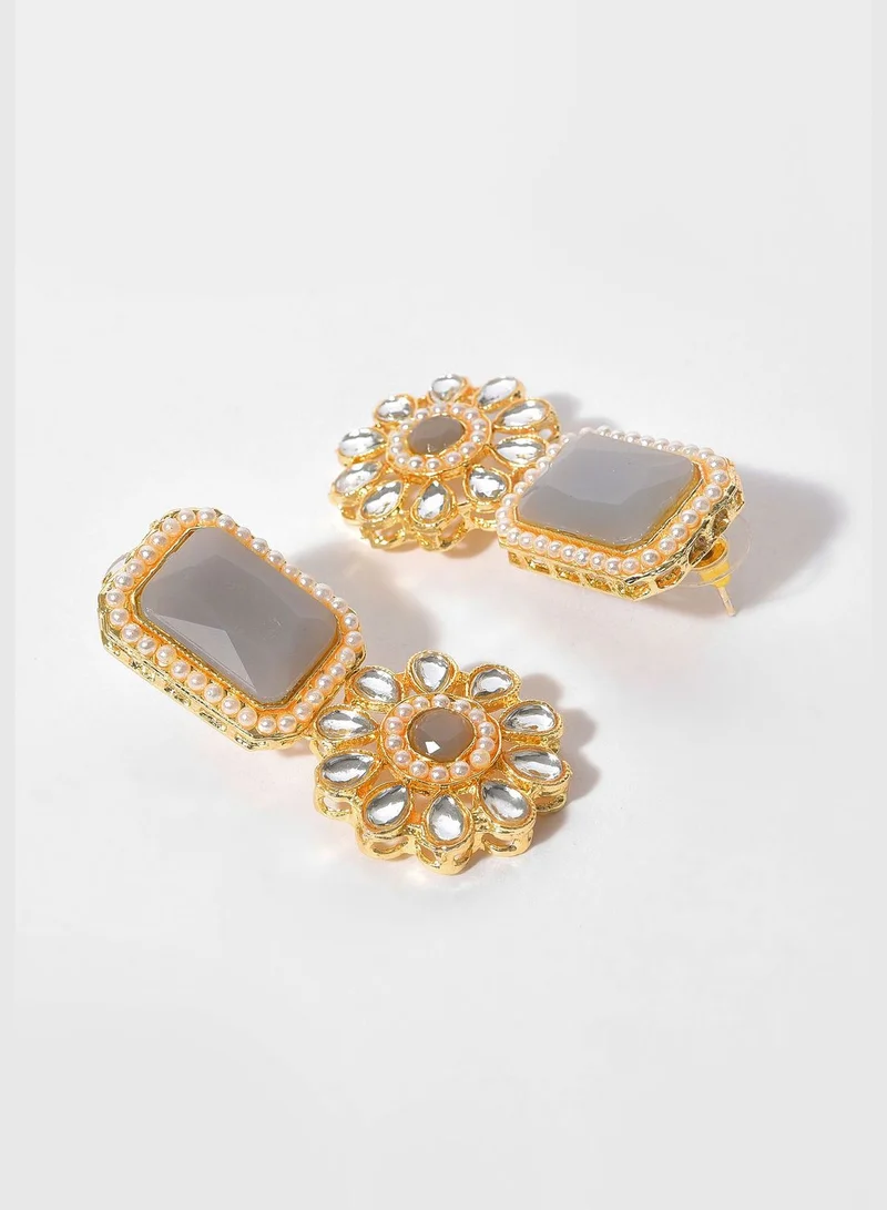 SOHI Gold Plated Stone Designer Necklace Set
