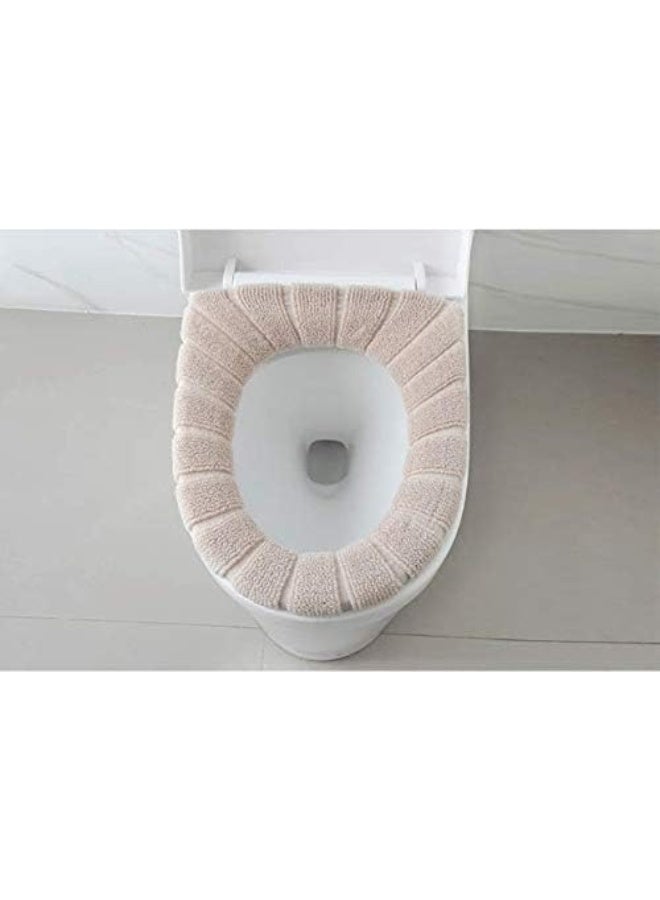 غطاء مقعد المرحاض من الجلد والفرو - دفء وراحة إضافية - تركيب سريع ومحكم - متوفر بألوان متعددة - Image 4