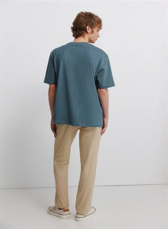 Springfield  Light comfort slim fit chinos for Men | Best Price UAE