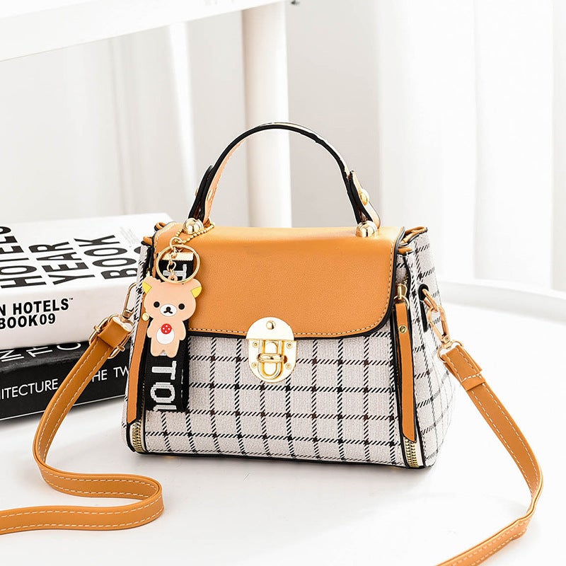 2023 New Plaid Ladies Handbag Cute Pendant Shoulder Bag Messenger Bag A Generation Of - Image 5