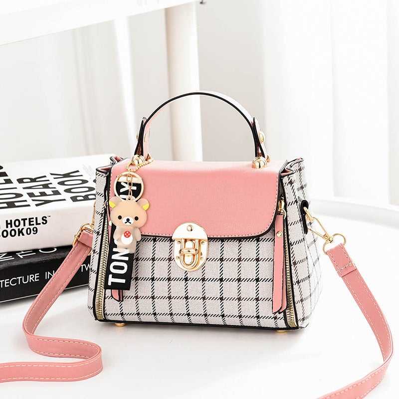 2023 New Plaid Ladies Handbag Cute Pendant Shoulder Bag Messenger Bag A Generation Of - Image 4