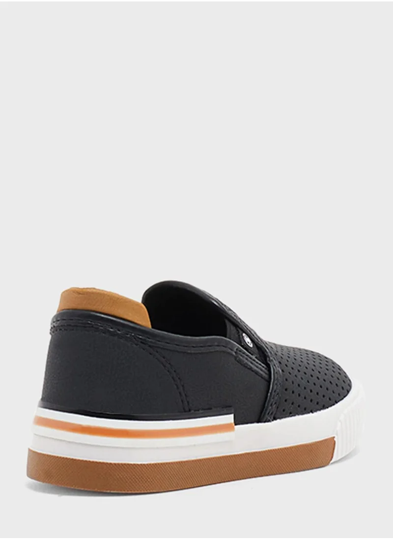 موليكينهو Infant Barrett Slip On Sneakers