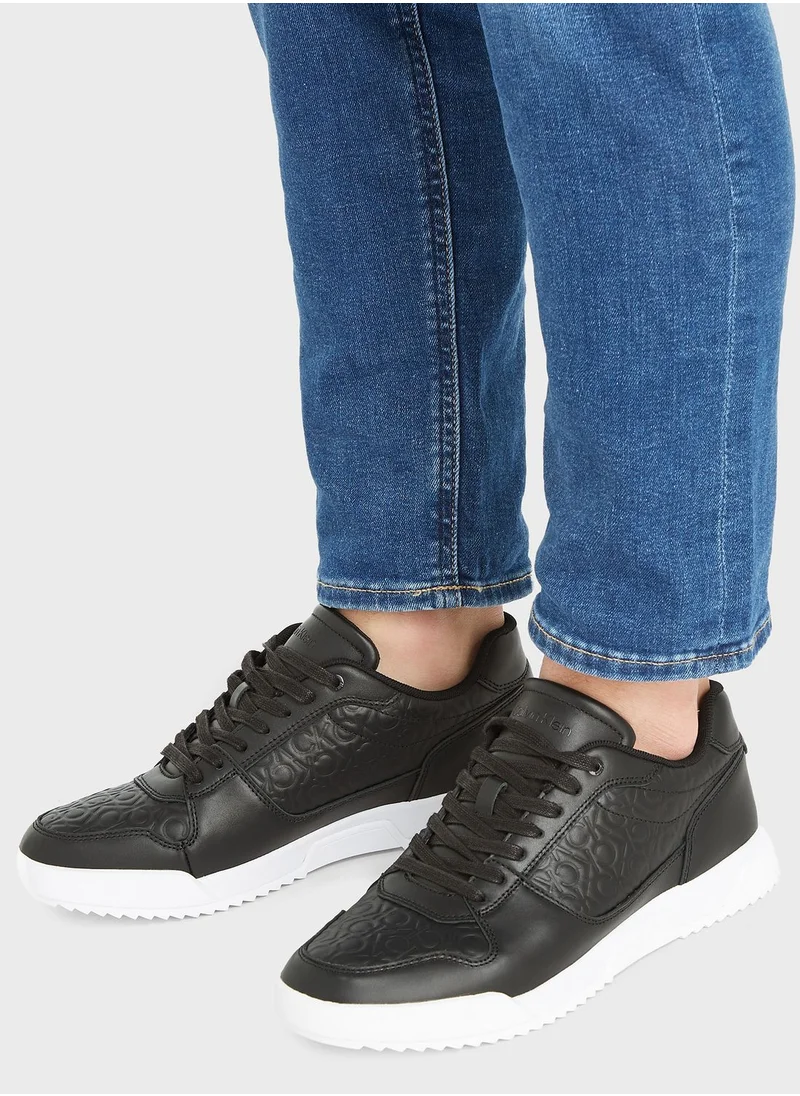 CALVIN KLEIN Low Top Lace Up Sneakers