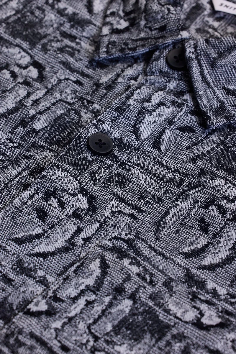 سنيتش قميص خارجي رمادي فحم بقصة مريحة بتصميم تجريدي