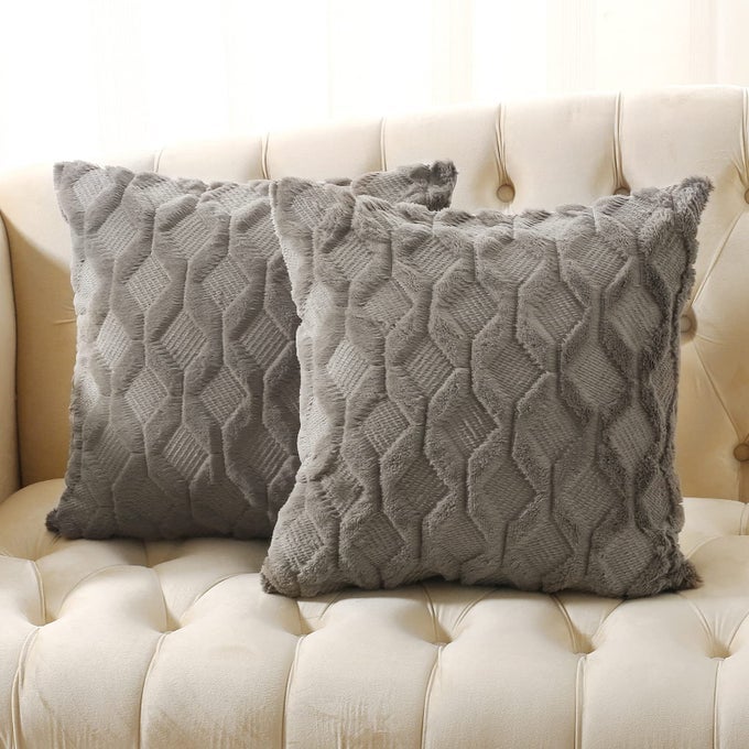 PACK OF 2 FAUX WOOL THROW PILLOW COVERS 20X20 INCHES DECORATIVE FARMHOUSE VELVET COUCH PILLOW CASE SOFT PLUSH SQUARE BOHO CUSHION PILLOWCASE DARK GREY