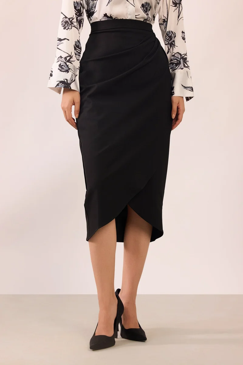 Virgio Virgio Women Rescued Poly Midi Length Solid Skirt