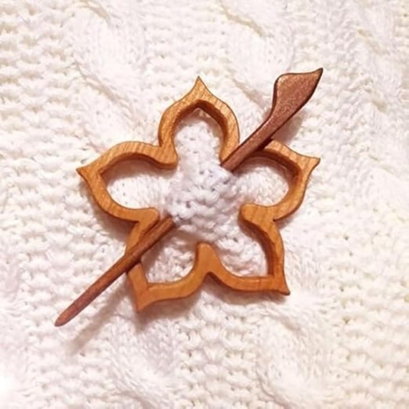 Log Color Women's Brooches and Pins, Creative Brooch Pin with Wooden Animal Pattern, Tshirt Fashion Jewelry Gift, Cute Animal Pattern Brooch for Sweater cat - Image 2