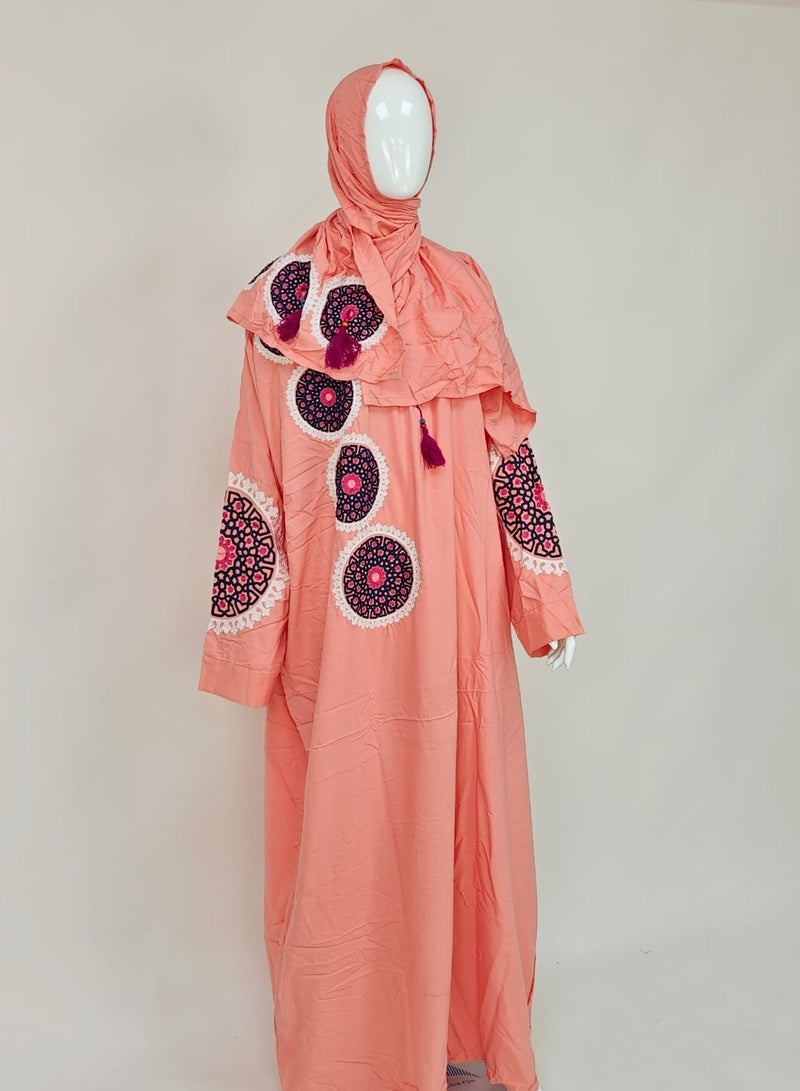 اسدال الصلاة المطرز بالوشاح المتصل قطعة واحدة -عباية الصلاة المطرزة بالوشاح المتصل -ملابس الصلاة قطعة واحدة -عباية اسلامية بالوشاح-طقم صلاة بالوشاح المتصل . - Image 1