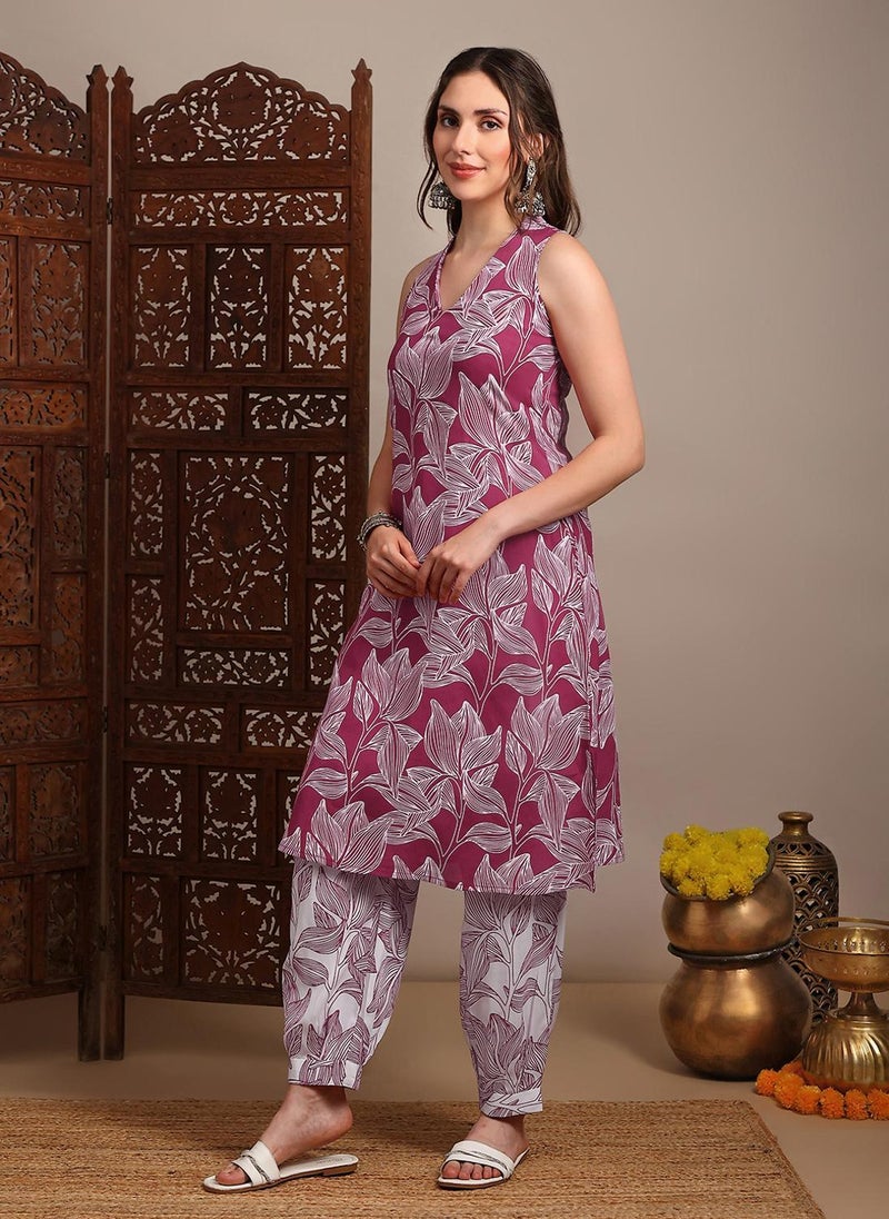 Globus Women Pink V-Neck Sleeveless Abstract Print A-Line Kurta With Pants Fusion Set - Image 3
