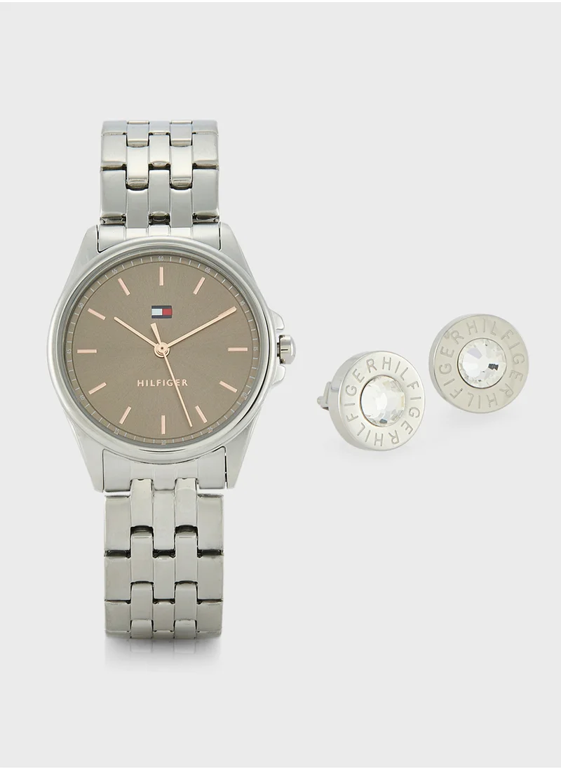 تومي هيلفيغر Analog Watch & Stud Earrings Gift Sets