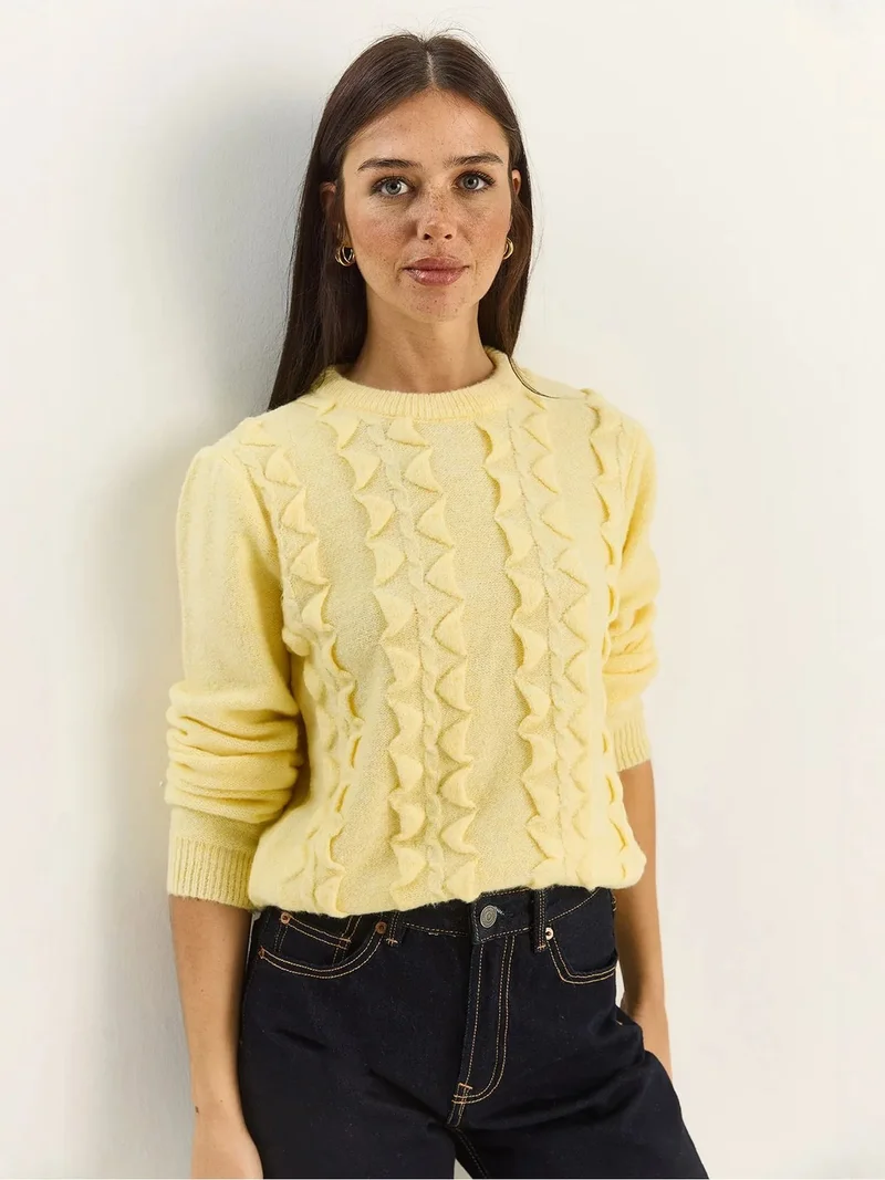 بيانكو لوتشي LUCCI Textured Crew Neck Sweater
