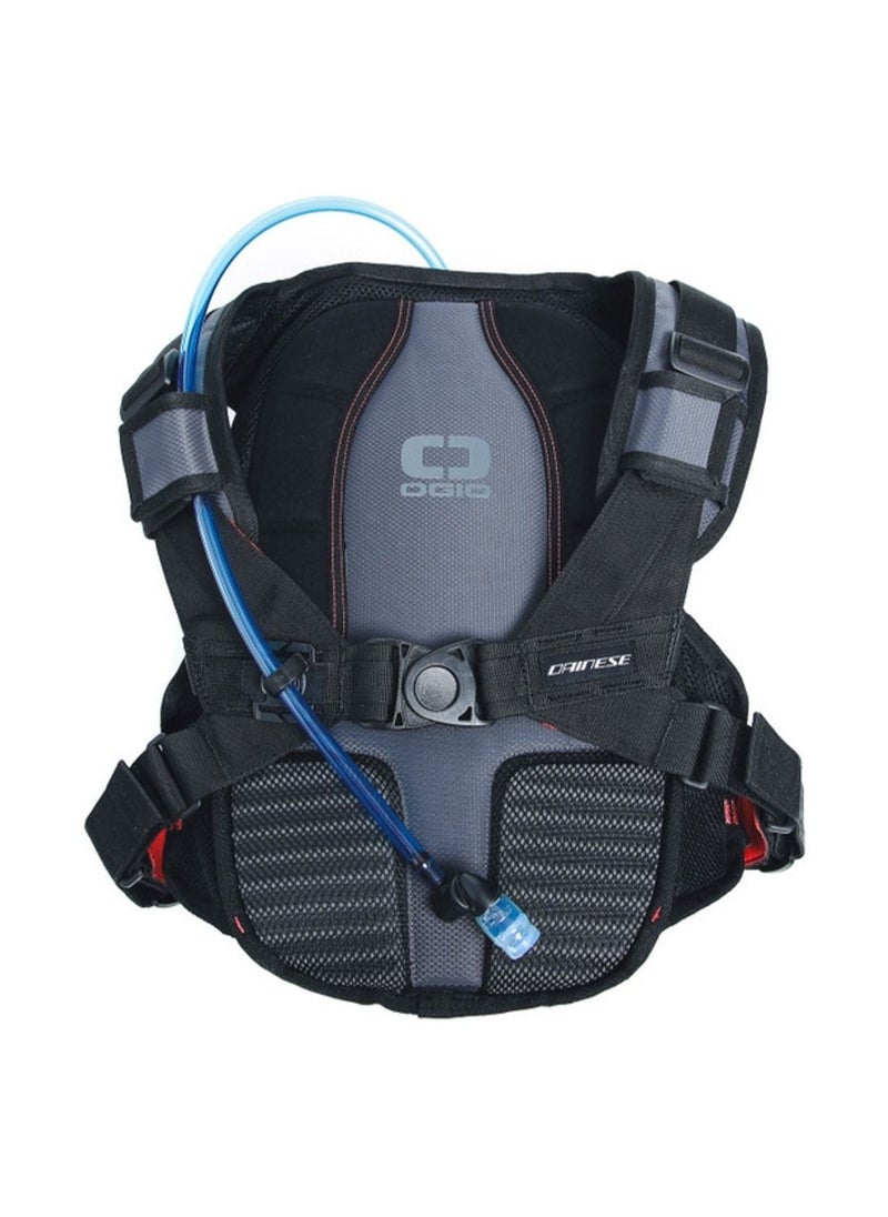 Dainese حقيبة ظهر Dainese Alligator باللون الأسود والأحمر  - Image 3