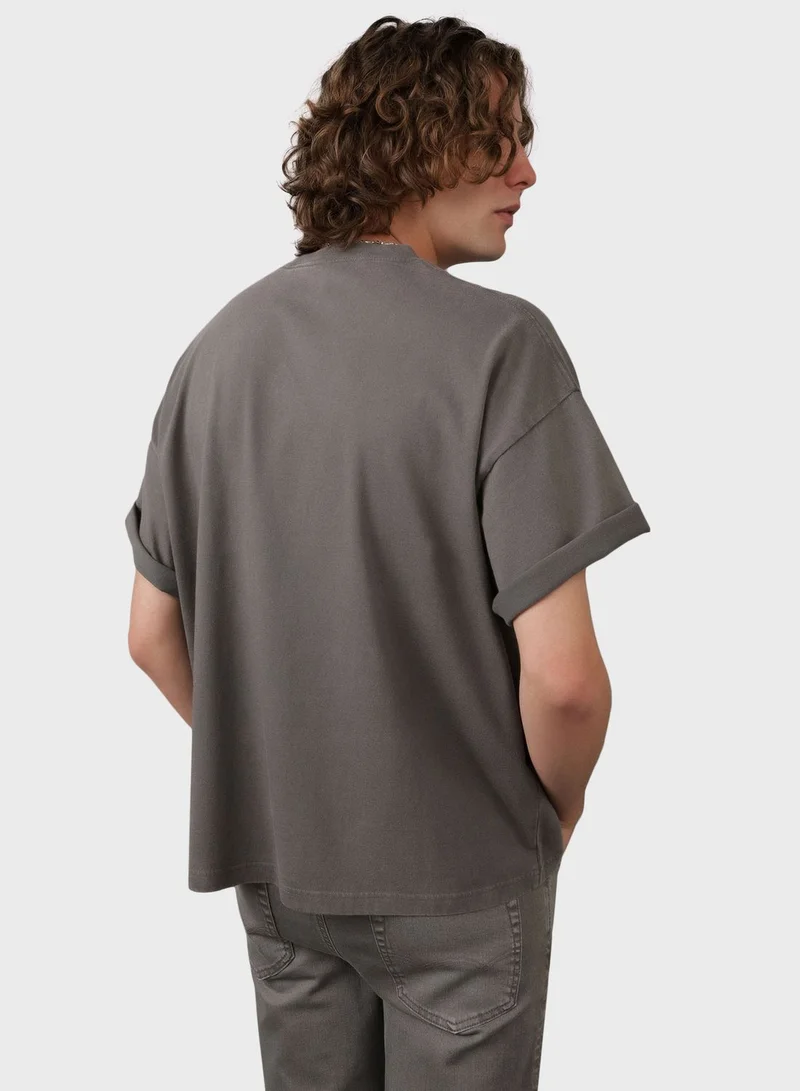 American Eagle Printed Crew Neck T-Shirt