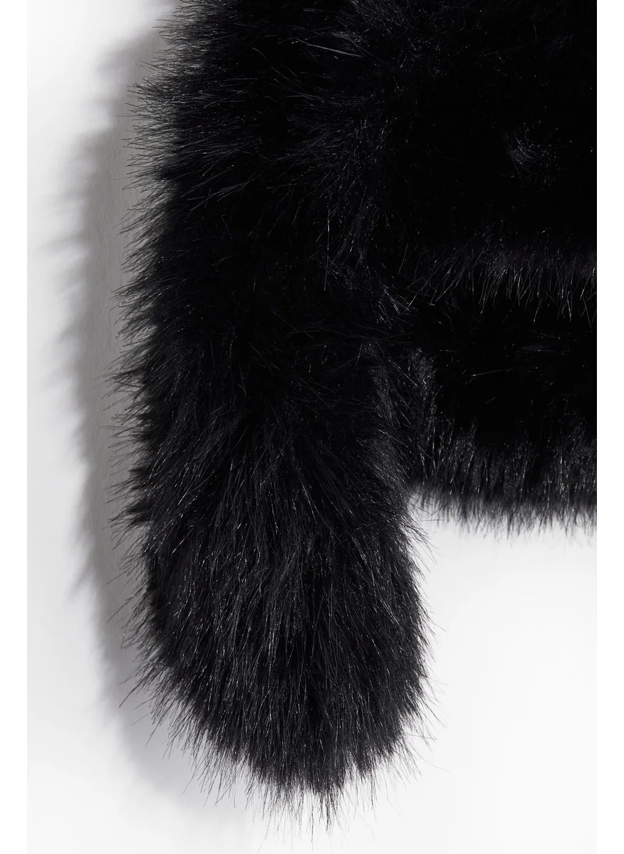 اتش اند ام Fluffy Earflap Hat