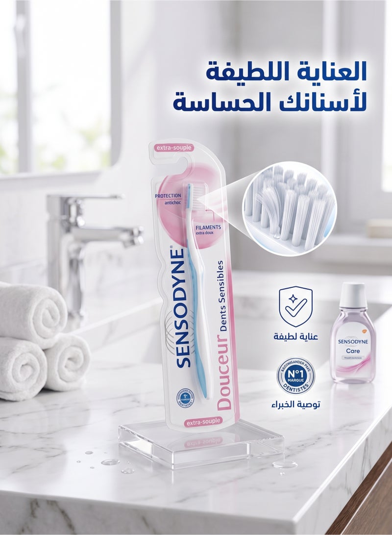 سنسوداين عرض مجمع – 3 × فرشاة أسنان Sensodyne DOUCEUR Extra Soft للأسنان الحساسة - Image 3