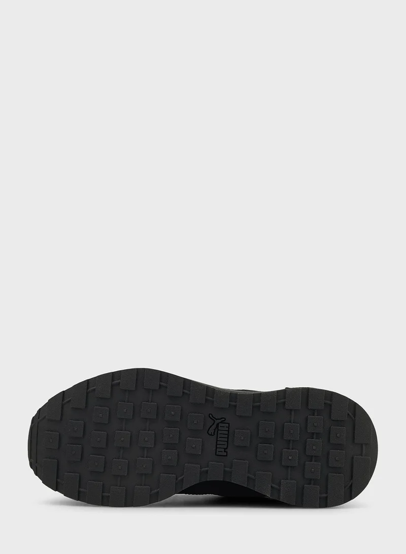 PUMA Youth Graviton