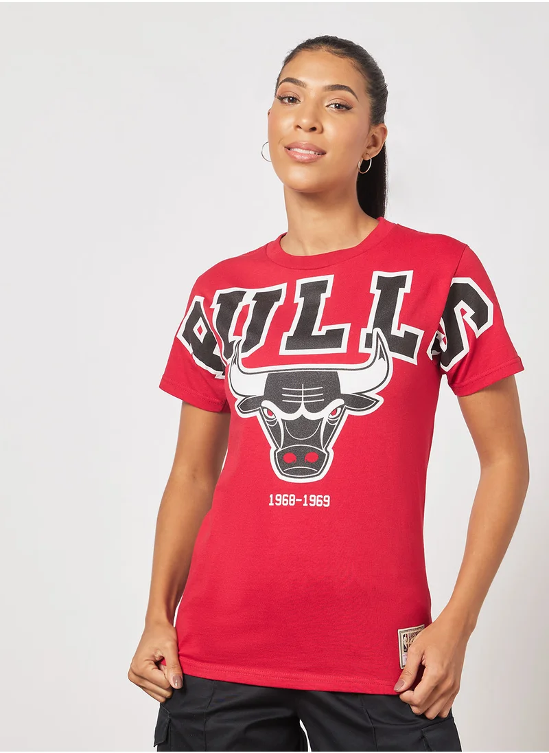 Mitchell & Ness NBA Chicago Bulls Logo T-Shirt