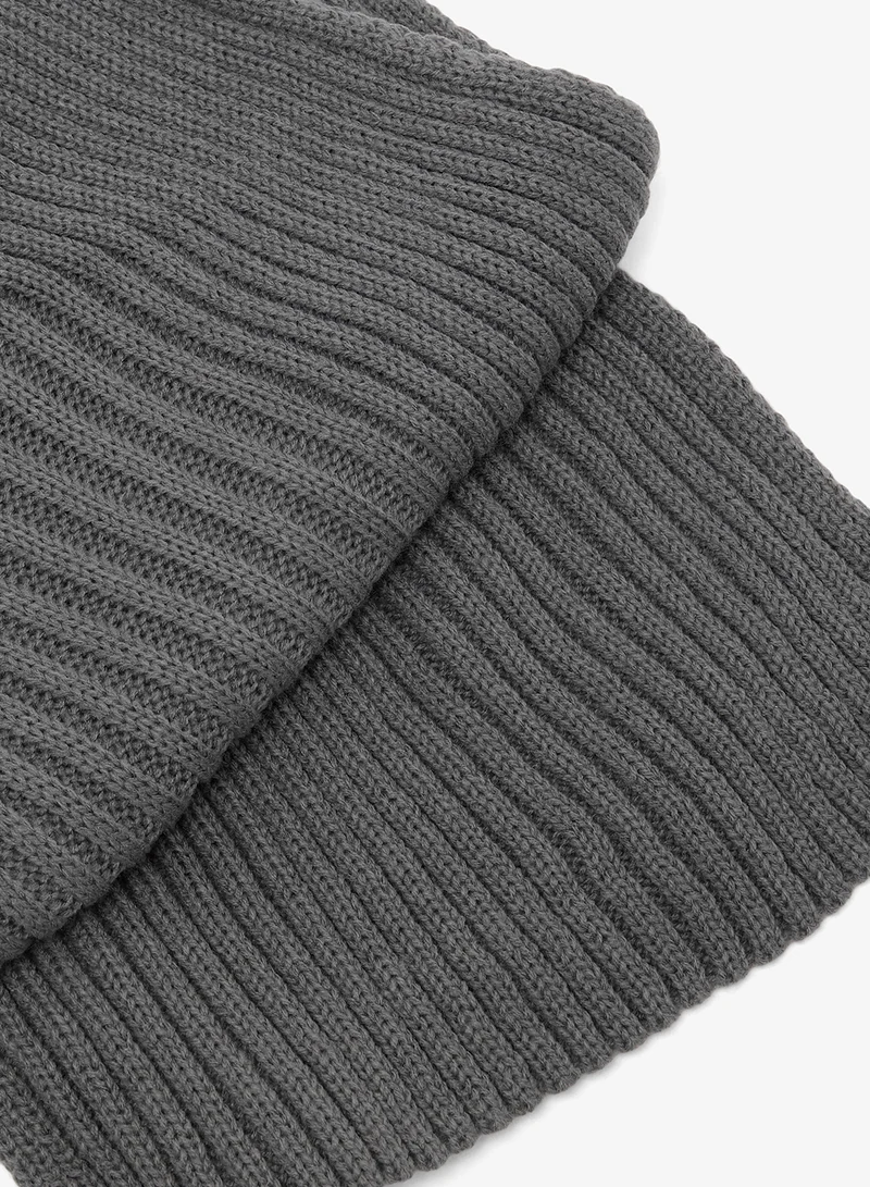 Robert Wood Classic Knit Beanie