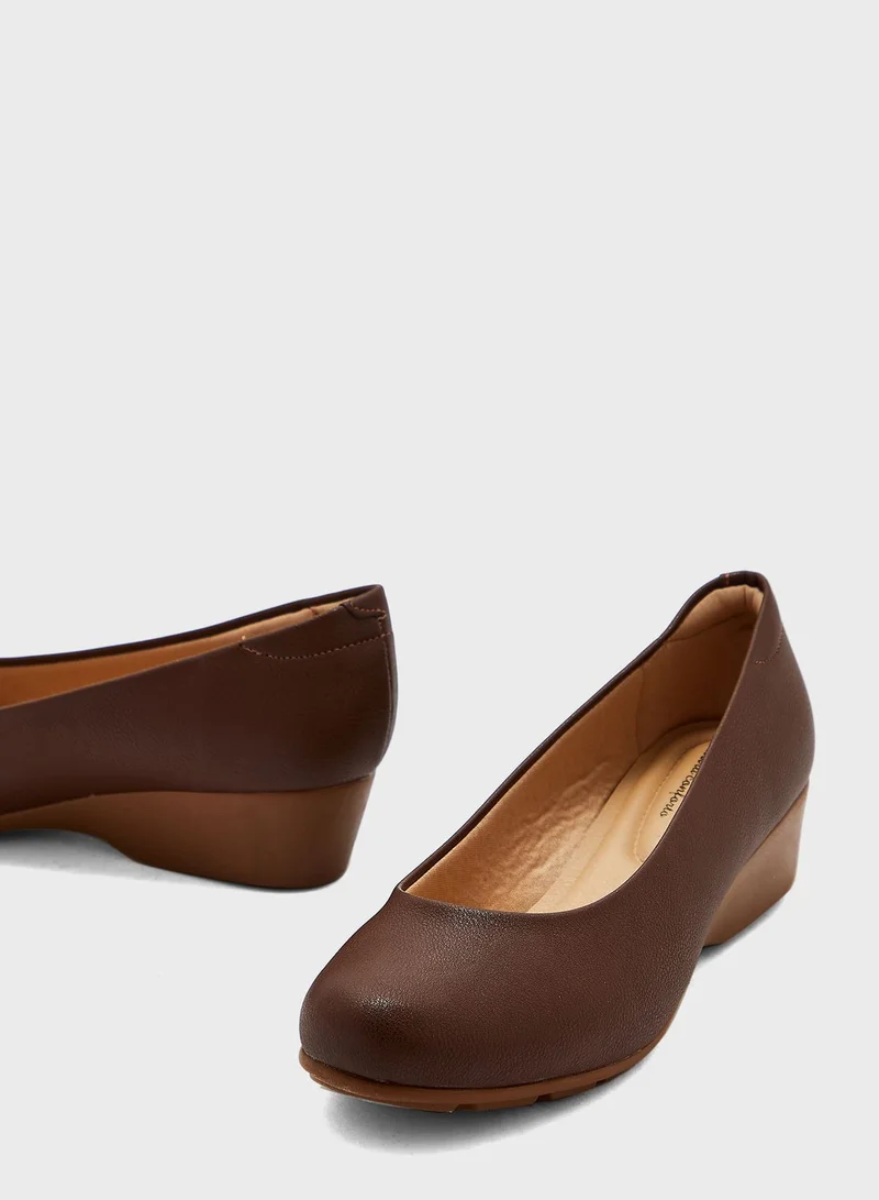 MODARE Mylah Low-Heel Pumps