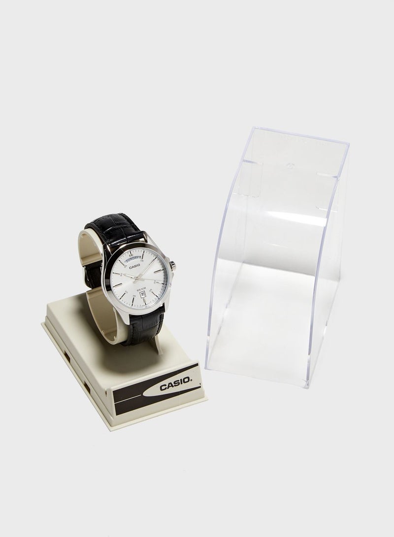 CASIO Classic Leather Strap Analog Watch - Image 4