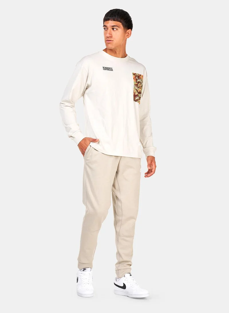 Nike Men's Kyrie Long-Sleeve T-Shirt