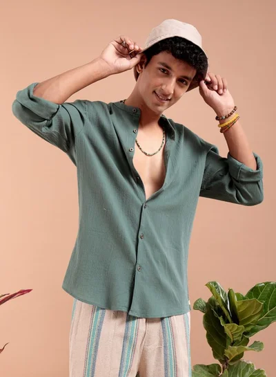 The Indian Garage Co Men Slim Fit Solid Full Sleeves Mandarin Collar Resort Wear Shirt