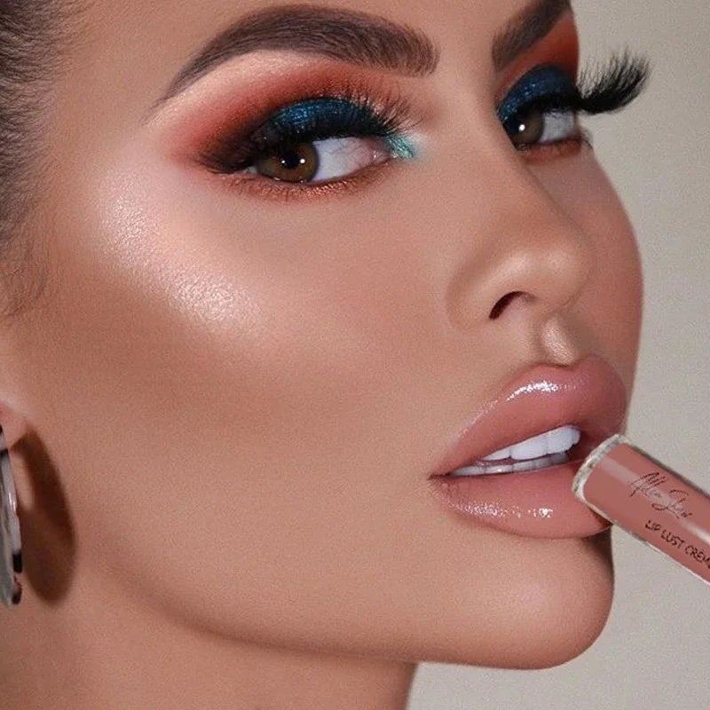 أحمر شفاه سائل مقاوم للماء لامع ملمع شفاه بلون كريمي مخملي يدوم طويلاً أحمر شفاه غير لامع مكياج مثير 12 لونًا - Image 4