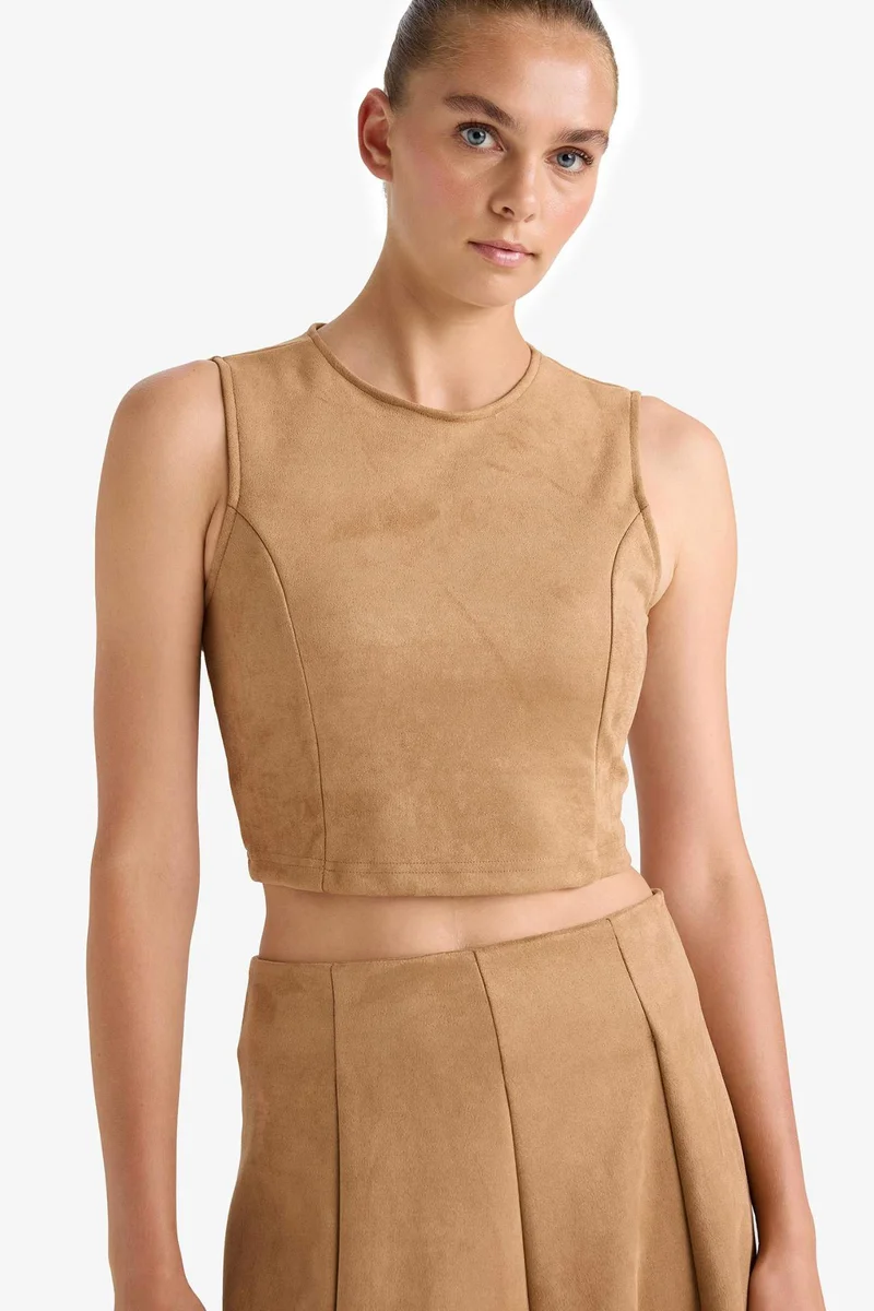 ديفاكتو Suede Crew Neck Tank Top