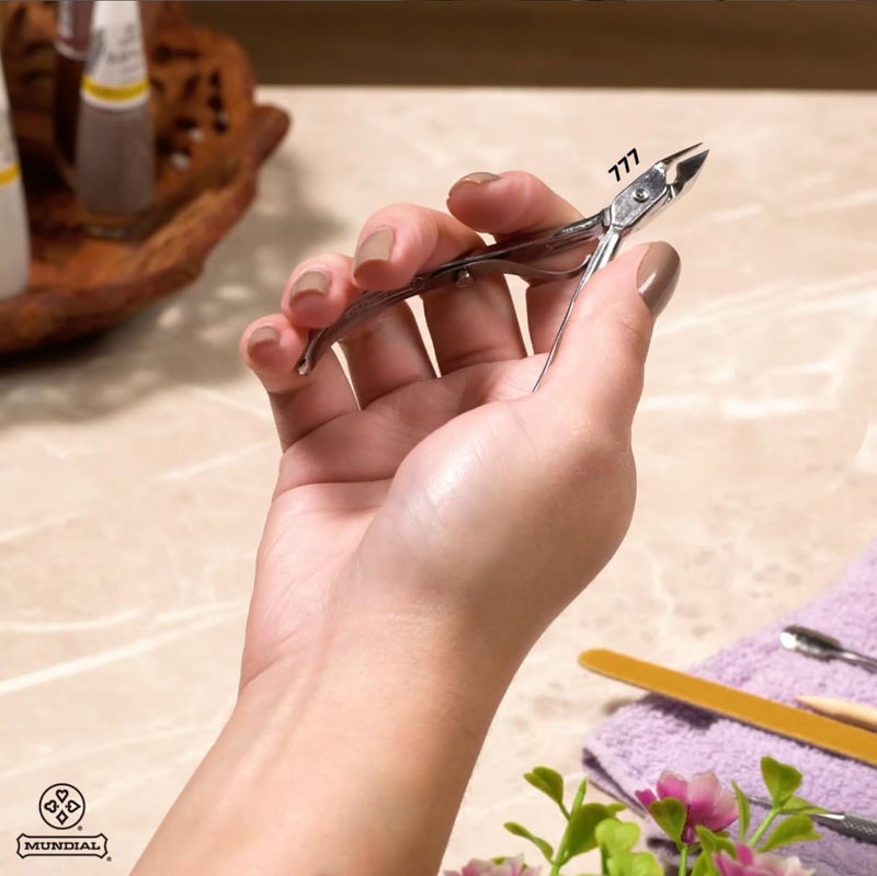 Mundial Professional Cuticle Nipper No. 777 - Stainless Steel Nail Pliers - Image 5