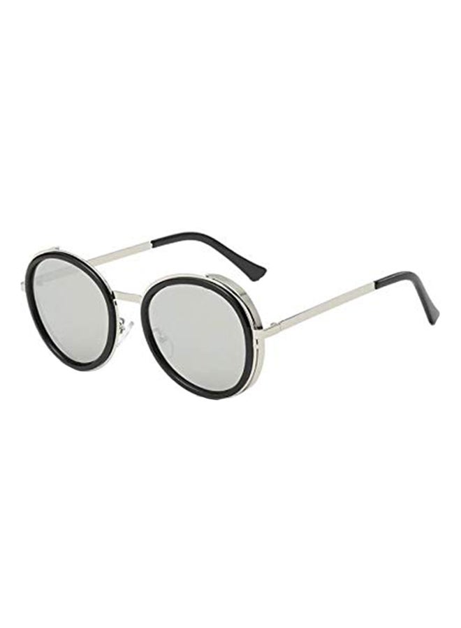 Classic Oval Polarized Sunglasses - Image 2