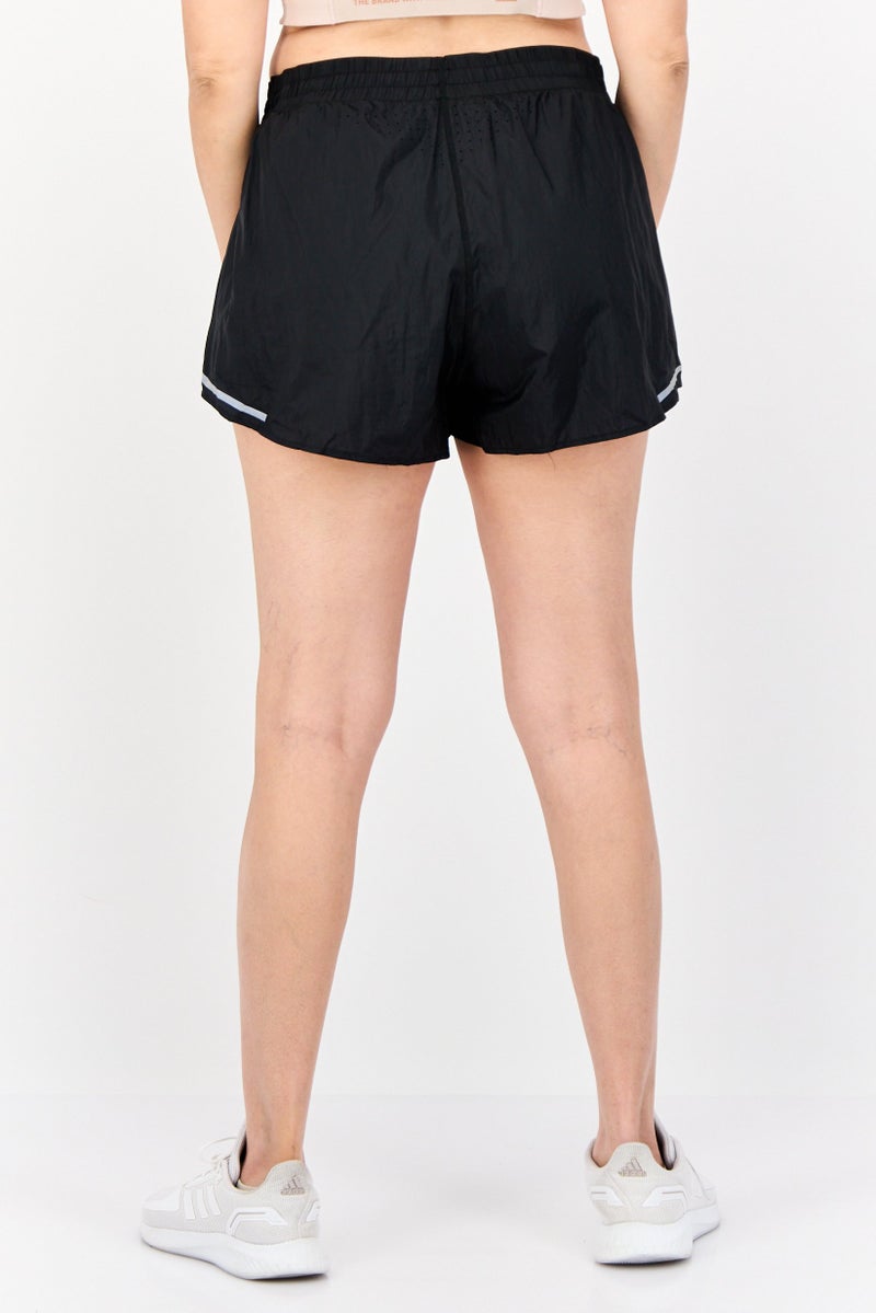 Adidas شورتات جري نسائية ضيقة 3 إنش، أسود - Image 2