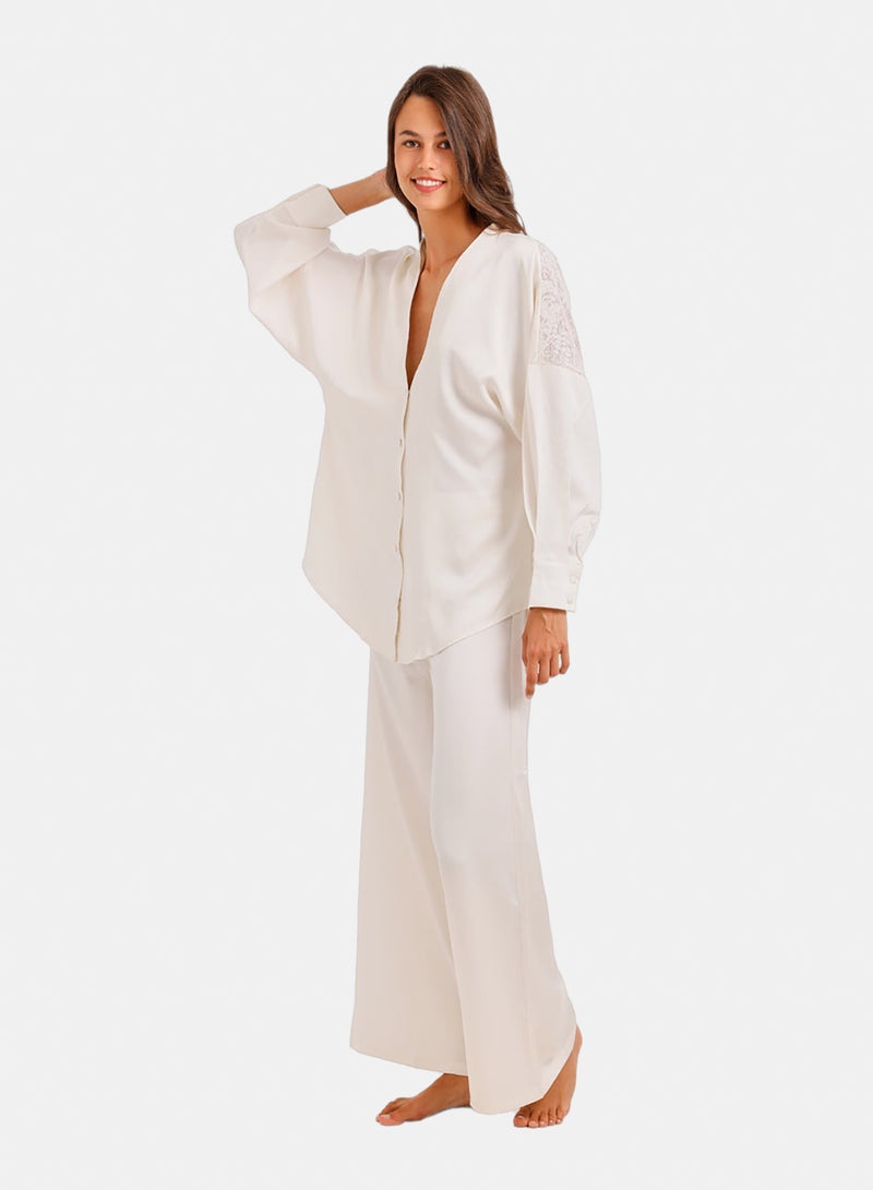 Carina Lace Back Pyjama Set - Image 3