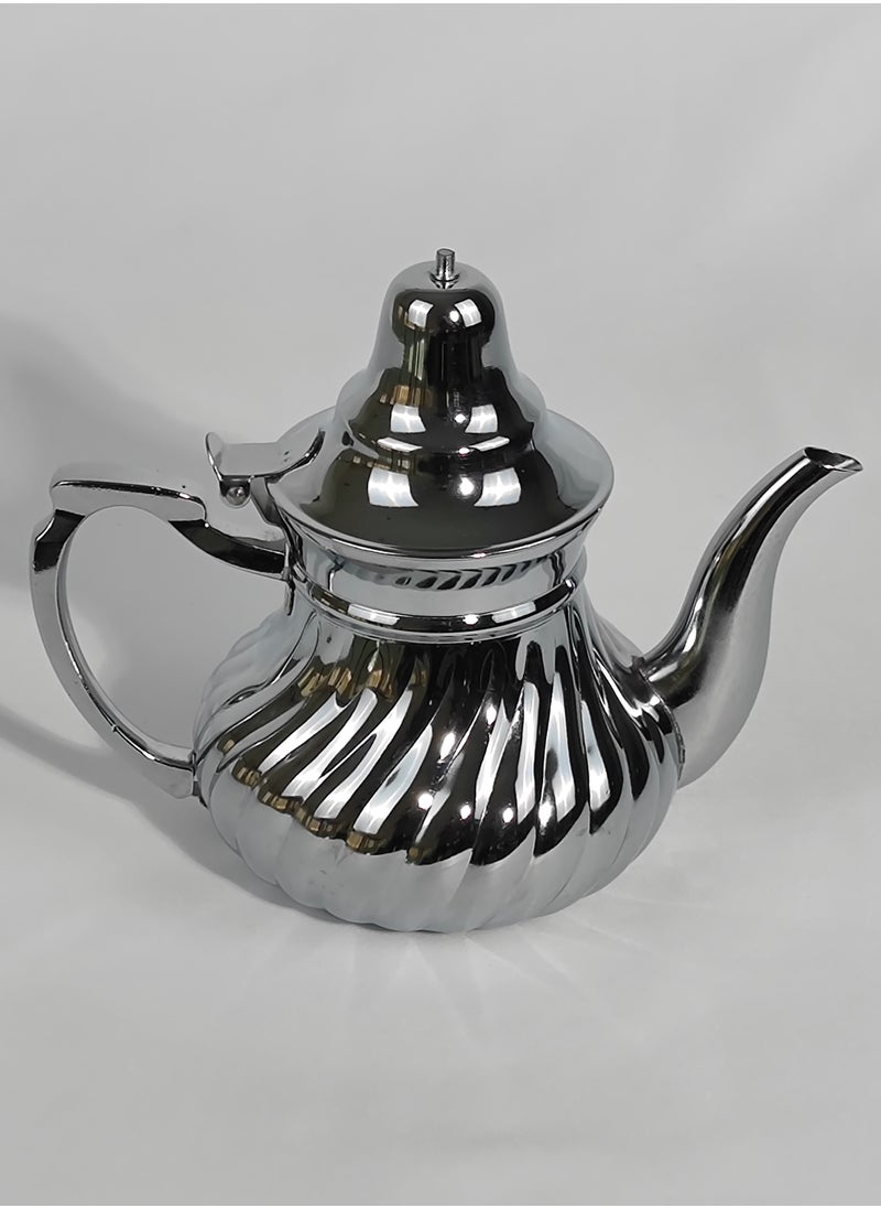 Classic Arabic Style Engraved Design Coffee Dallah Pot Rustproof Premium Stainless Steel Teapot Mirror Finish Coffee Kettle Easy Pour Spout Tea Kettle with Hinged Lid and Ergonomic Handle Dishwasher Safe Induction Safe Teapot for Office Home 0.7/1.6 L - pzsku/ZC7DAC3262BBBF4D33D81Z/45/_/1731419211/5a231117-33ae-44e6-82ea-d18ad0ef8286