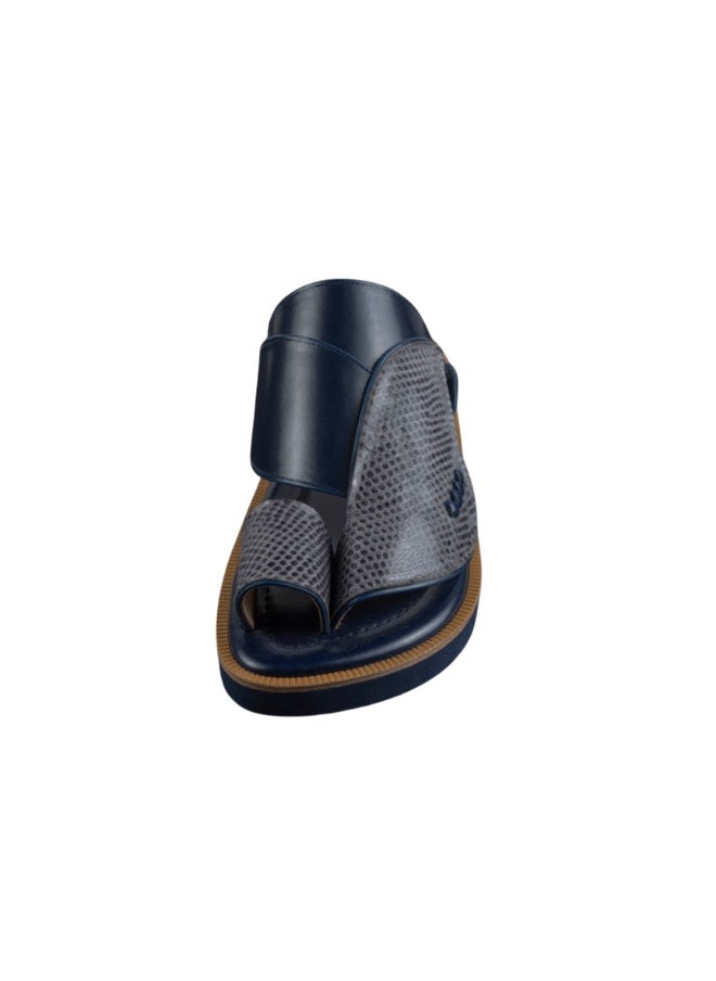 NAD Arabic sandals with a navy snake pattern  - Image 3