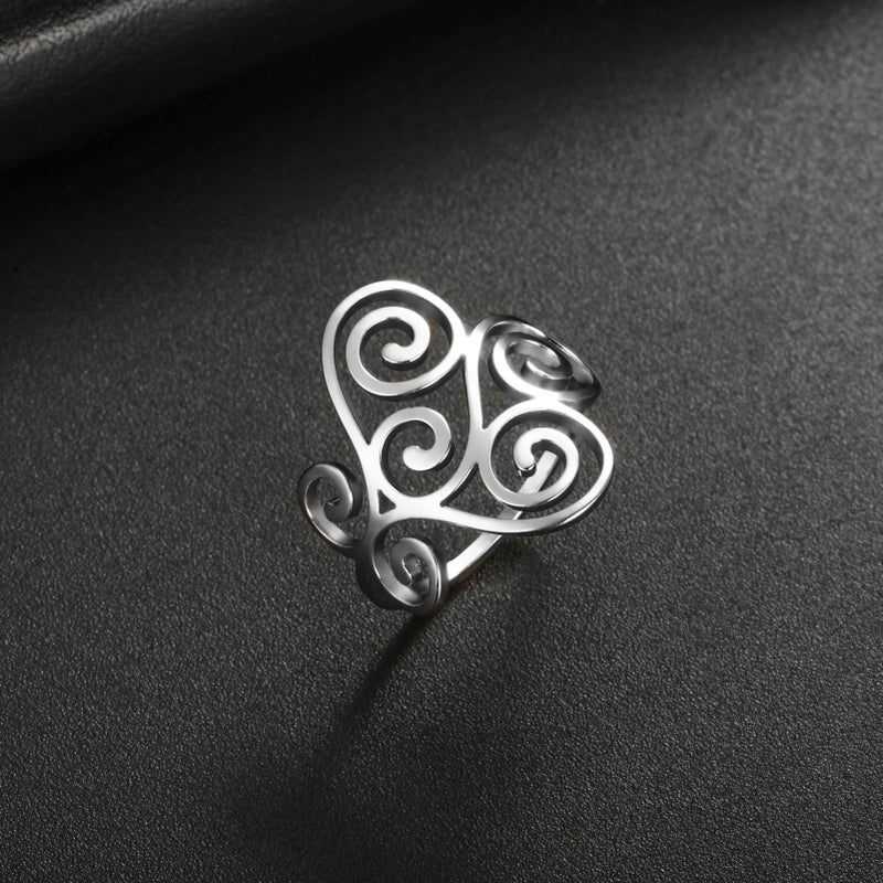 TEAMER Vintage Filigree Flower Ring Stainless Steel Elegant Flower Ring Wedding Band Ring for Women (Silver, 9) - Image 3