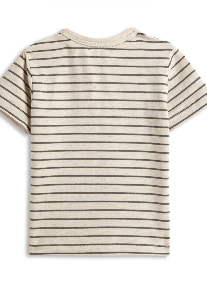 Dirkje BABY BOYS 2Pc Set - Stripes T-shirt with cute animals Embroidered & Matching Shorts