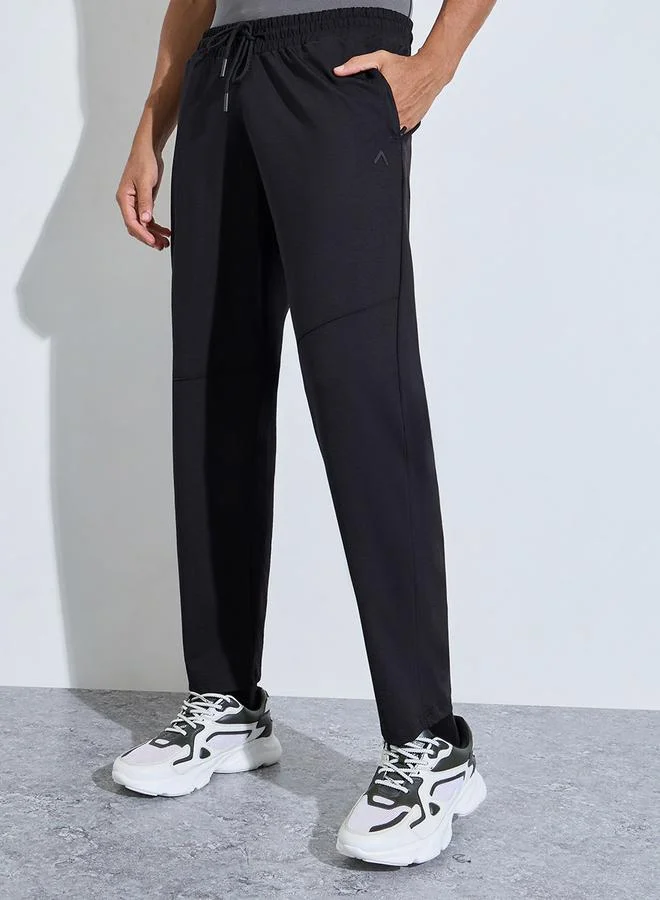 ستايلي Black Solid Performance Track Pants