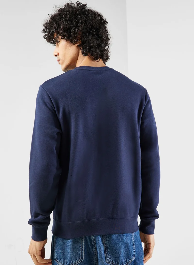Nike Essential Fleece Sweatshirt
