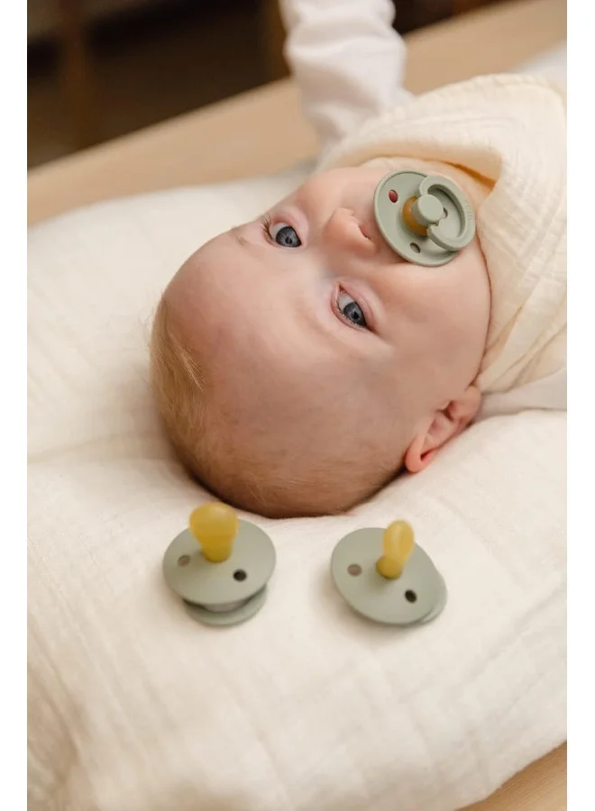بيبس Pack of 2 Colour Soother Bpa Free Dummy Pacifier, Round Natural Rubber Latex, Size 1 (0 - 6 Months ), Coral/Ruby
