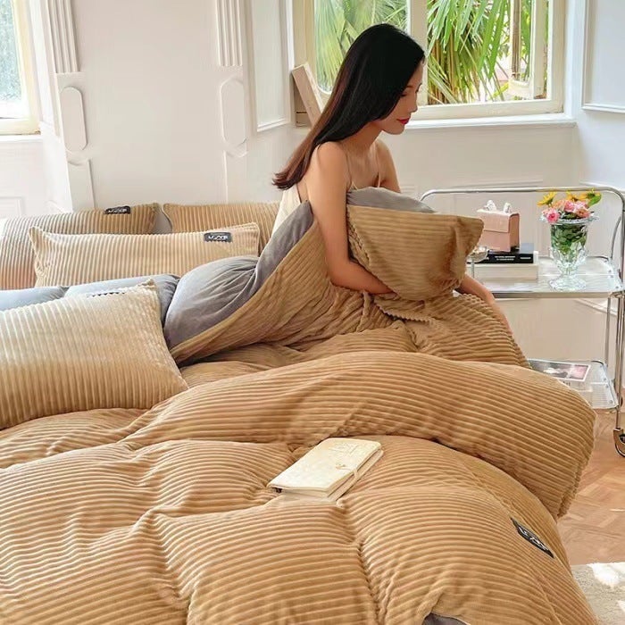 Magic Velvet Four-Piece Bedding Set For , Thickened Coral Velvet Three-Piece Set, Flannel Bed Sheet, Duvet Cover, Milk Velvet - Image 1