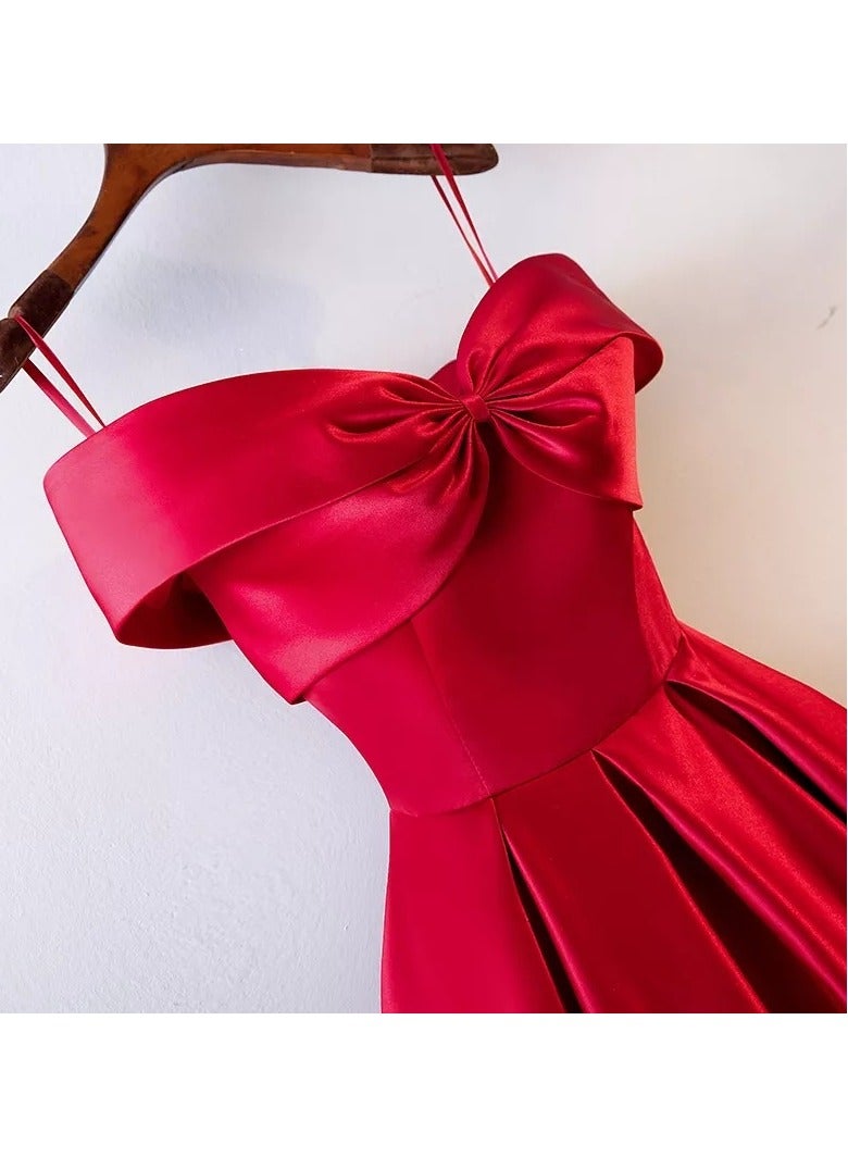 Long red evening dress with bow-shaped sleeves  - Image 3