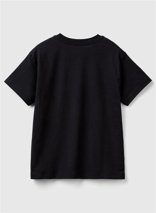 بينيتون تيشيرت أولاد مطبوع بأكمام قصيرة - Image 2