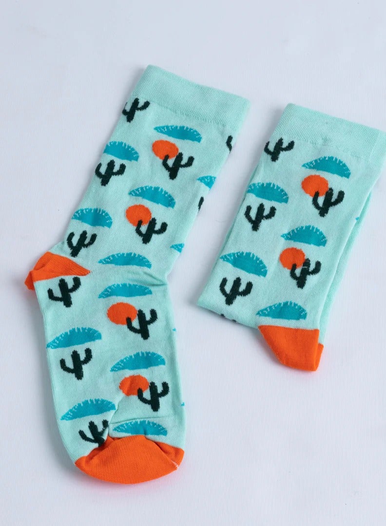 جوارب بنقشة الصبار – جوارب أنيقة ومريحة بطابع الصحراء للرجال والنساء والأطفال