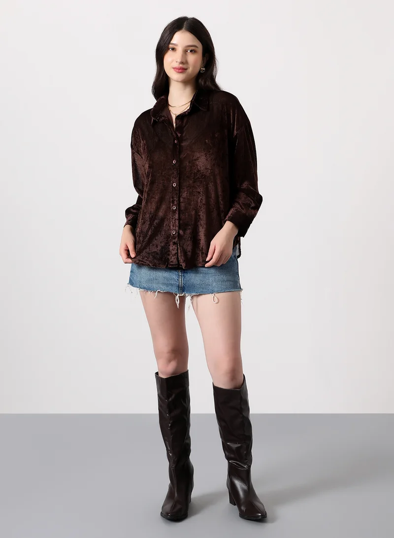 بينيا كولادا Women's Solid Velvet Oversized Shirt | Spread Collar , Long Single-Button Cuff Sleeves, Button Closure | Solid Textured | Woven Shirt For Casual & Daily Wear | Chocolate Brown