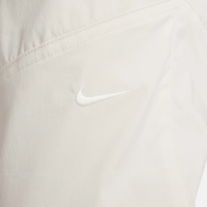 Nike Women's Sportswear Essentials High-Rise Trousers