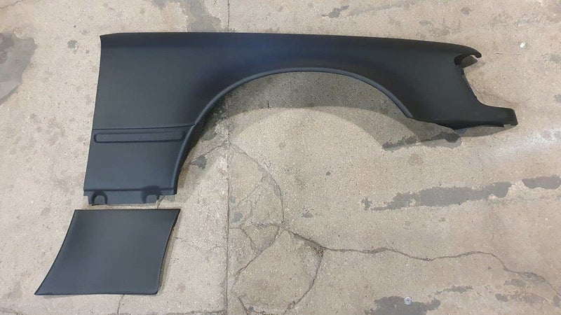 ProTuning E500 Look front wide fender/wing RIGHT side For Mercedes W124 all models - Image 1