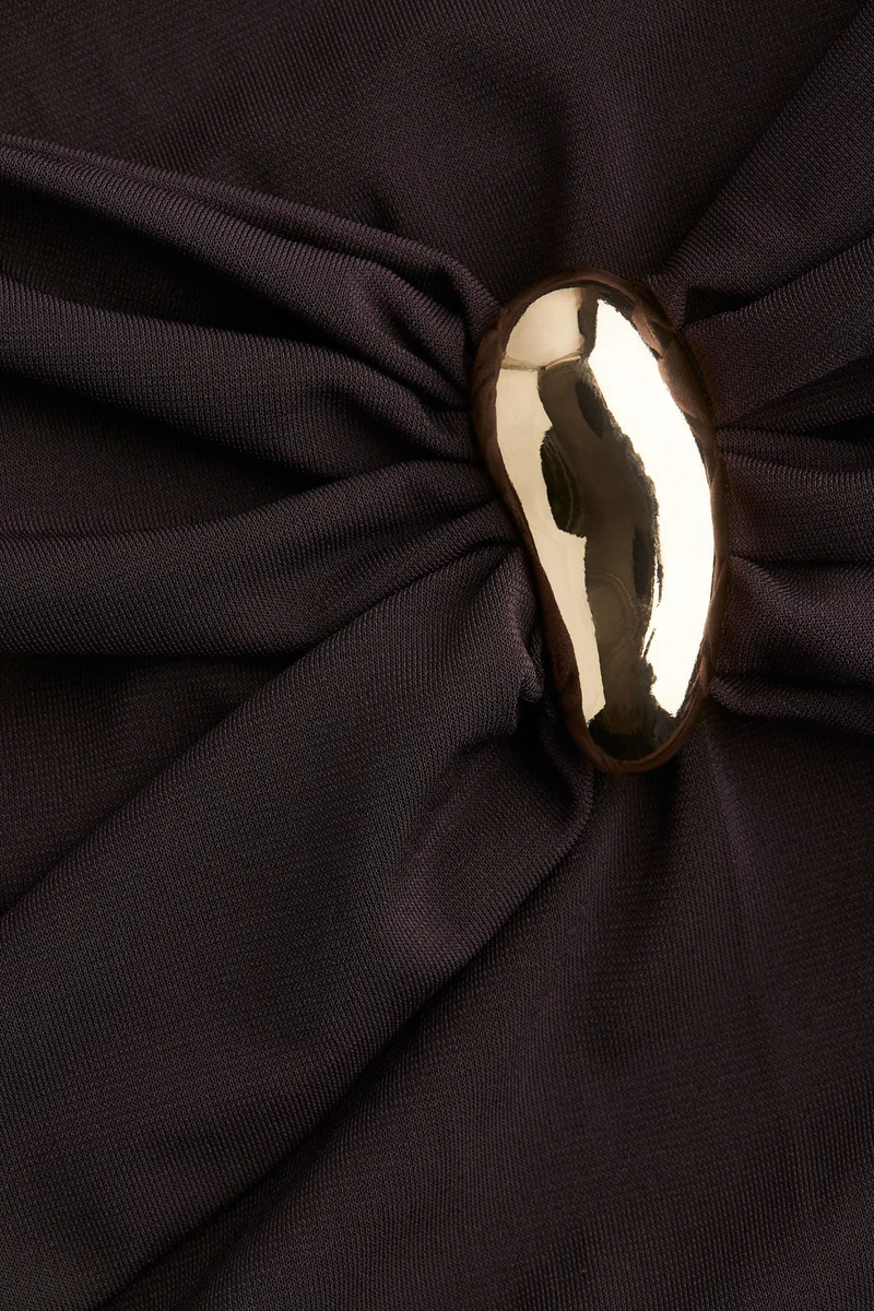 اتش اند ام فستان منسدل من تشكيلة ماما