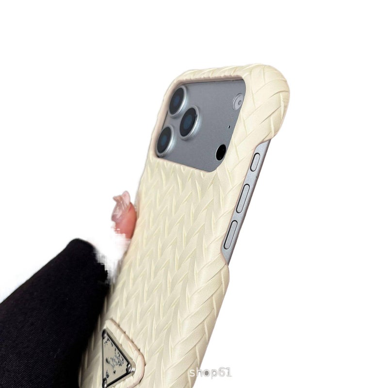 Protective Case | Green | Leather Texture | Hand-Woven | Drop Protection | Shockproof Cover for iPhone 14 / 14 Plus / 14 Pro / 14 Pro Max - Image 4